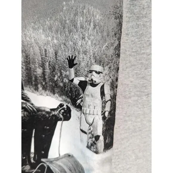 Star Wars Darth Vader Men’s Christmas T-Shirt~ M~Cotton-Poly Gray Sled Red Cap - Picture 5 of 8